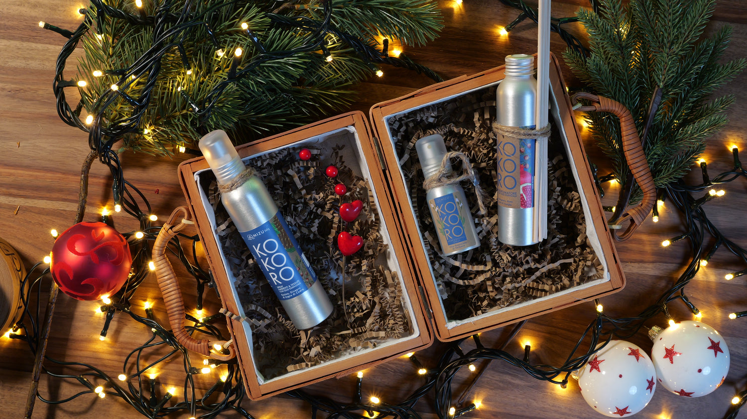 Cofanetto Natale Oli Essenziali - Spray Ginepro, Resina e Legno di Cedro + Spray Relax & Balsamic Verbena + Diffusore ambiente